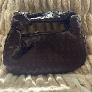 Woven knot bag